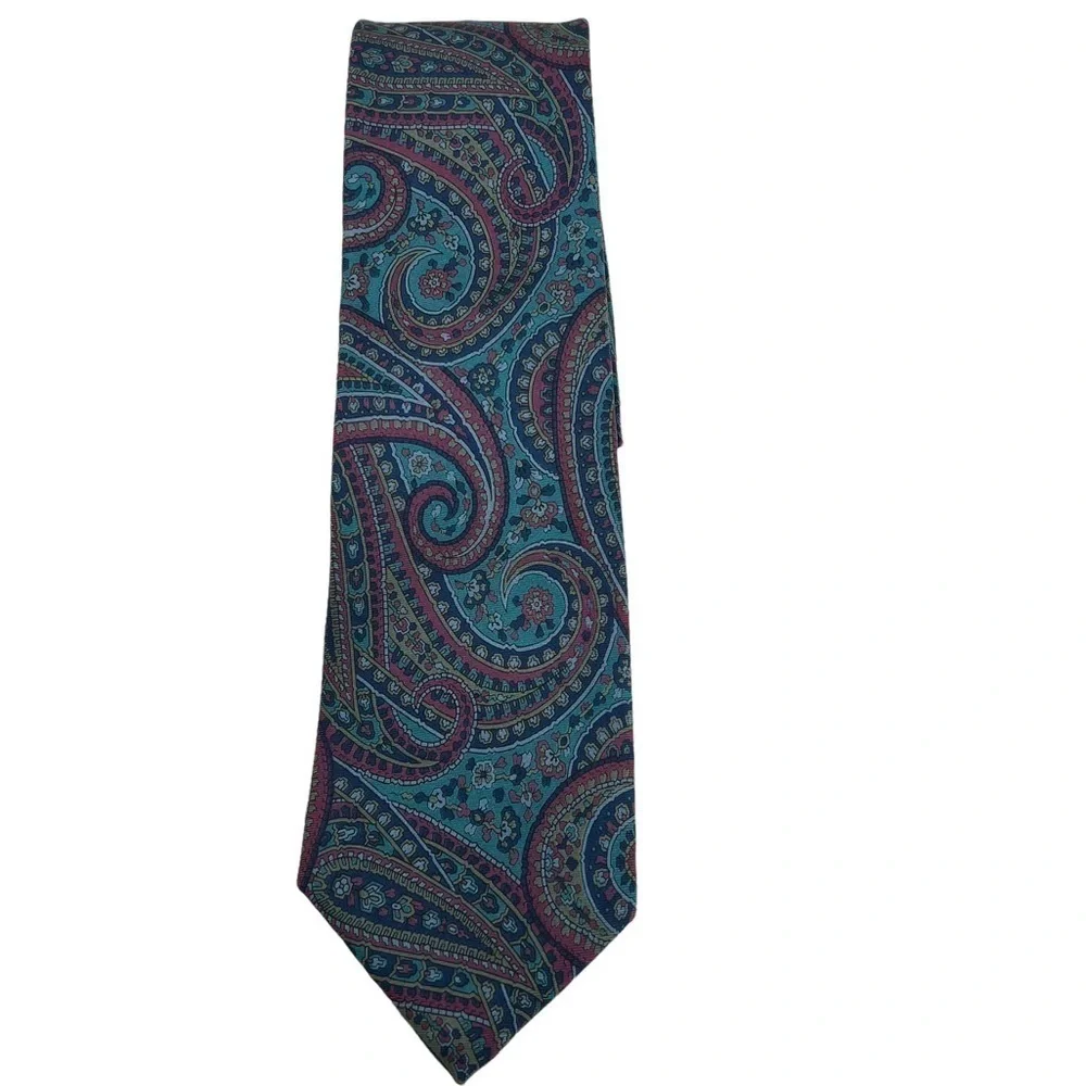 YVES SAINT LAURENT ! Men’s Vintage Silk Paisley Necktie